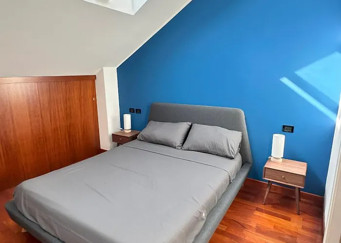 Con 2 Camere Da Letto Navigli + Parcheggio Per 2 Auto