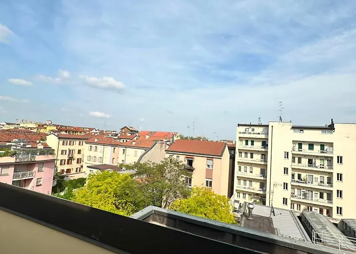 Con 2 Camere Da Letto Navigli + Parcheggio Per 2 Auto